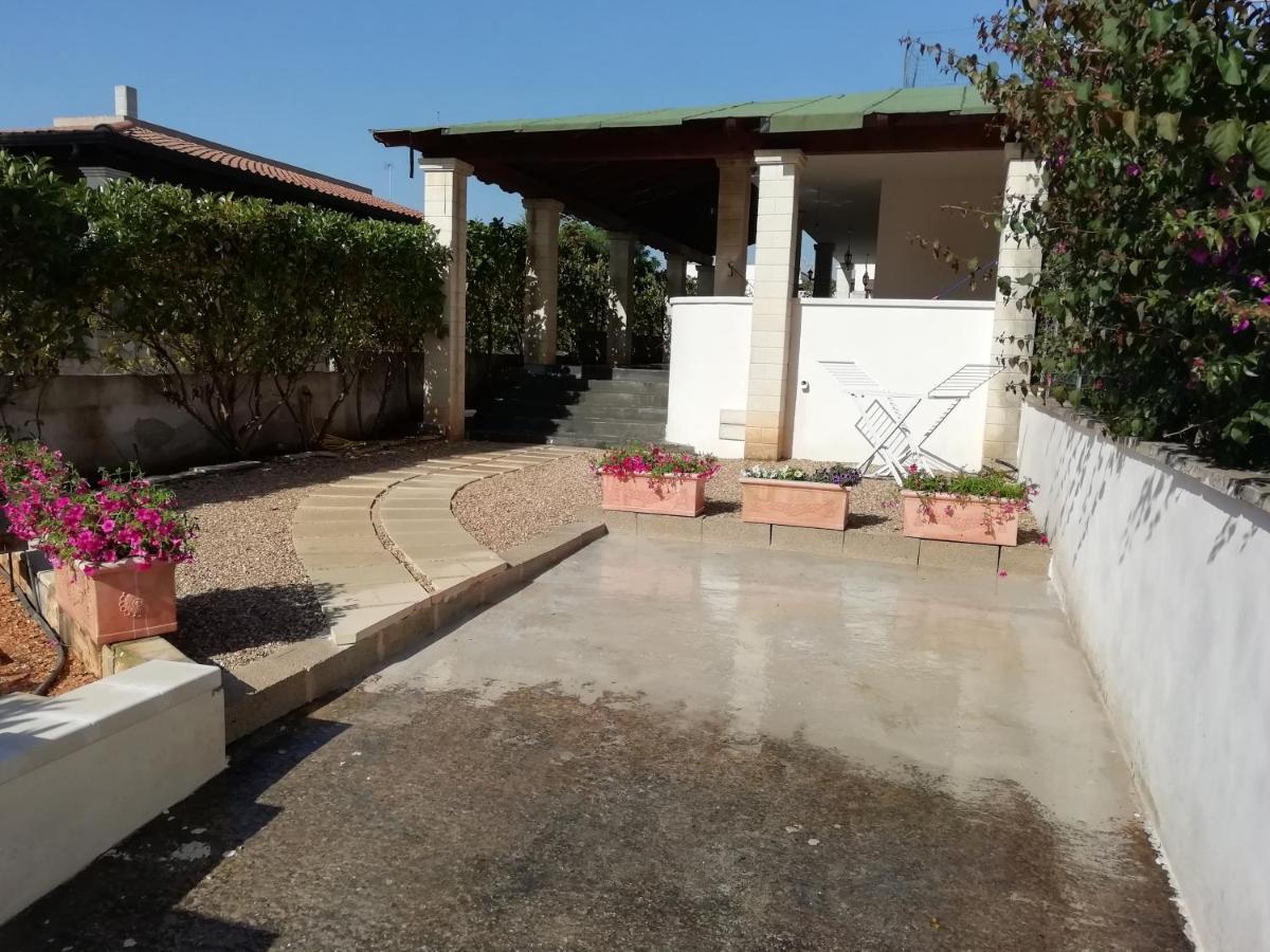 מרינה די מנקוורסה Maresalento Villetta Maria מראה חיצוני תמונה